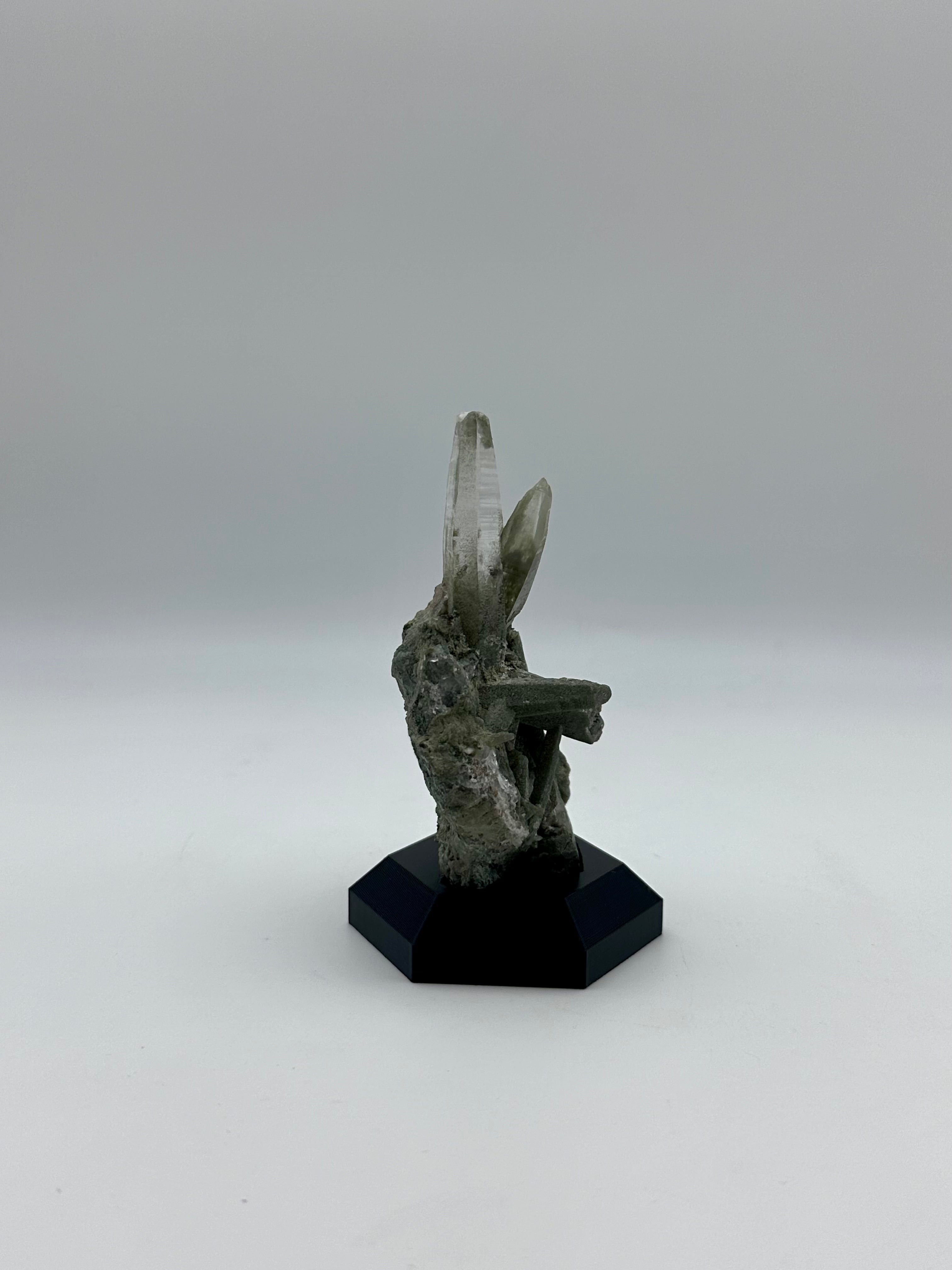 Chlorite Quartz Cluster – Pakistan