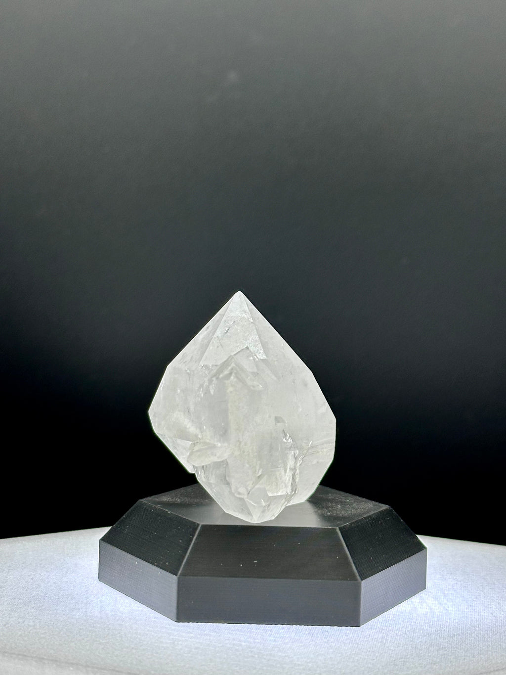 Faden Quartz “Star Destroyer” w/ Illuminated HexRiser – Pakistan