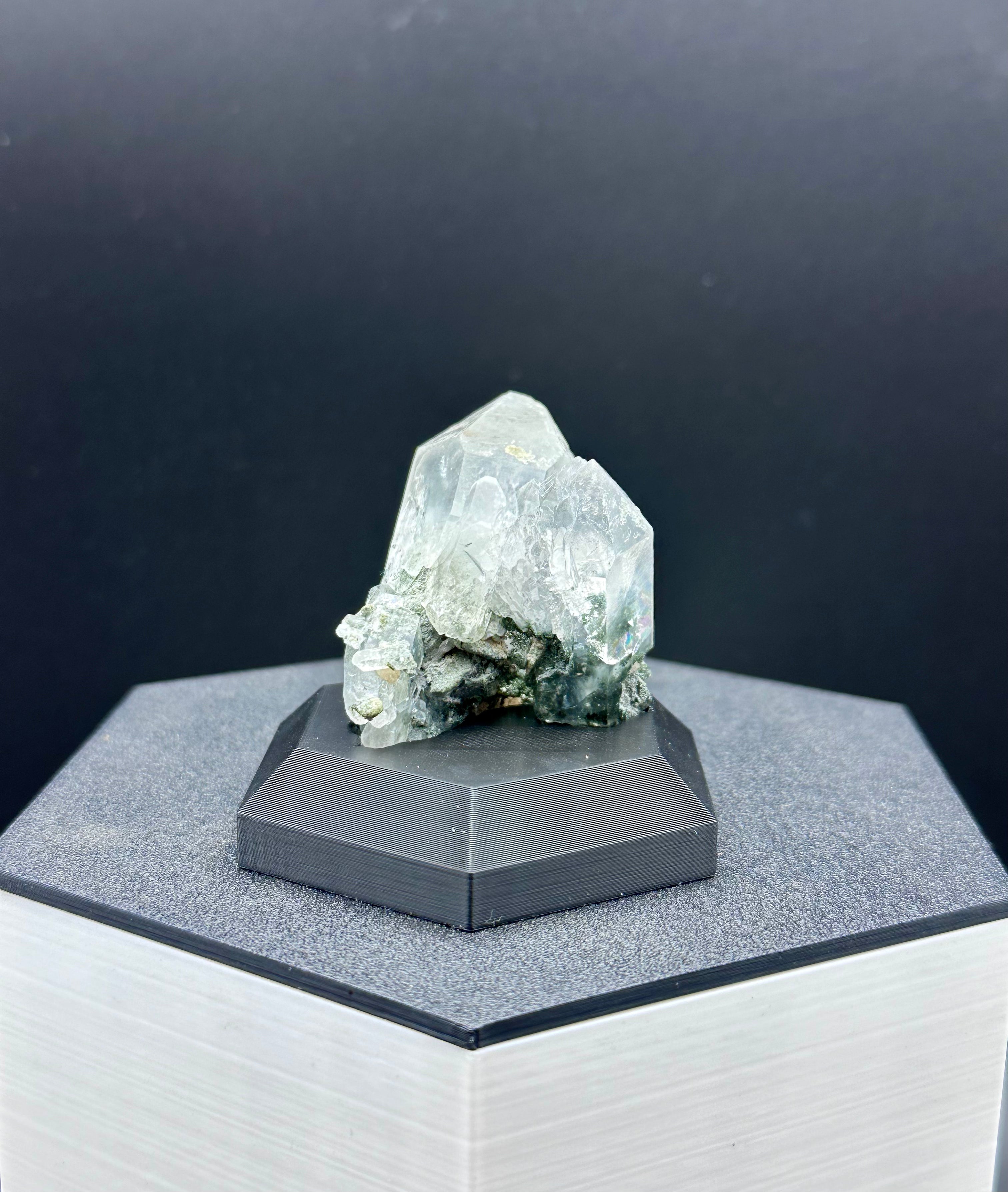 Chlorite Included Quartz – Pakistan