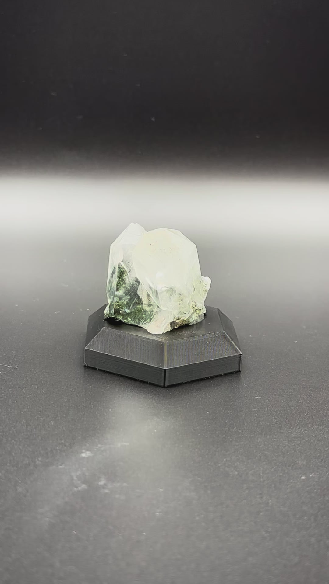 Chlorite Included Quartz – Pakistan